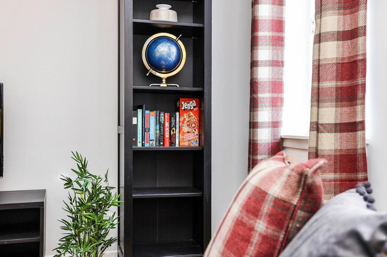 Joivy 1 Bed Flat, Heart Of Grassmarket Эдинбург Экстерьер фото