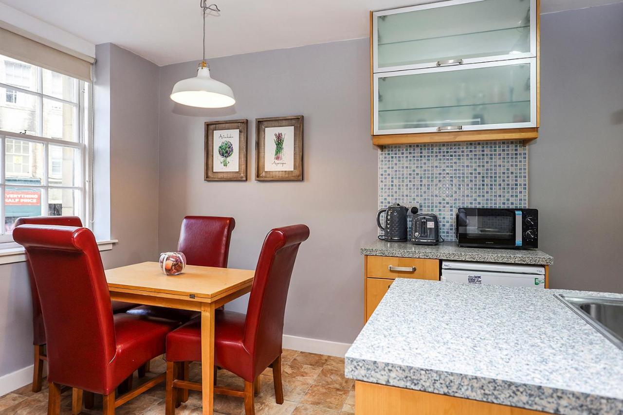 Joivy 1 Bed Flat, Heart Of Grassmarket Эдинбург Экстерьер фото